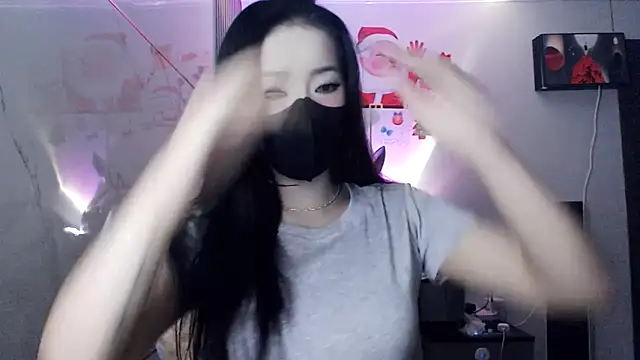 Snapshot of -KathySweet- chatting on 11.24.25 -KathySweet- online show from 11.24.25