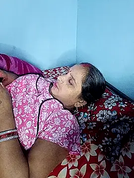 reemacouple007 online show from 11.02.25