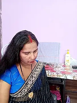 Snapshot of reemacouple007 chatting on 03.04.26 reemacouple007 online show from 03.04.26