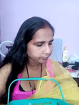 Snapshot of reemacouple007 chatting on 03.06.26 reemacouple007 online show from 03.06.26