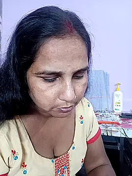 Snapshot of reemacouple007 chatting on 03.24.26 reemacouple007 online show from 03.24.26