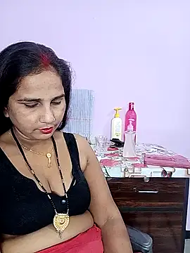 Snapshot of reemacouple007 chatting on 04.04.26 reemacouple007 online show from 04.04.26