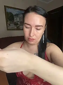 Roxana Bell online show from 04.17.26