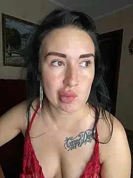 Snapshot of Roxana_Bell chatting on 06.26.26 Roxana Bell online show from 06.26.26