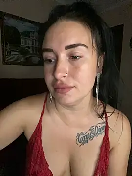 Snapshot of Roxana_Bell chatting on 07.05.26 Roxana Bell online show from 07.05.26