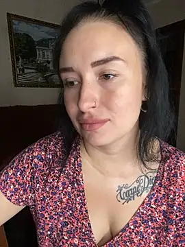 Snapshot of Roxana_Bell chatting on 07.23.26 Roxana Bell online show from 07.23.26