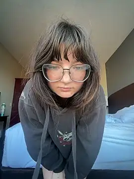 urpuppymoon online show from 05.11.26