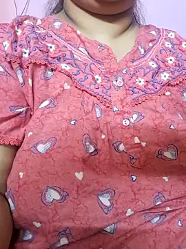 Snapshot of Ravina_patil1 chatting on 03.13.25 Ravina patil1 online show from 03.13.25