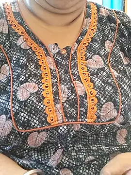 Snapshot of Ravina_patil1 chatting on 10.01.25 Ravina patil1 online show from 10.01.25