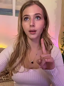 LunaRase online show from 12.22.24