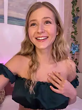 LunaRase online show from 02.15.25