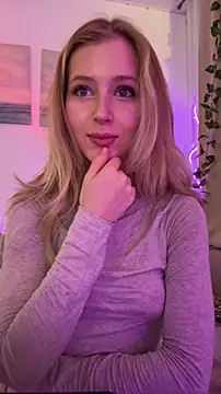 LunaRase online show from 10.26.25