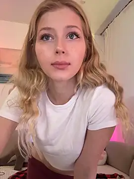 LunaRase online show from 12.16.25