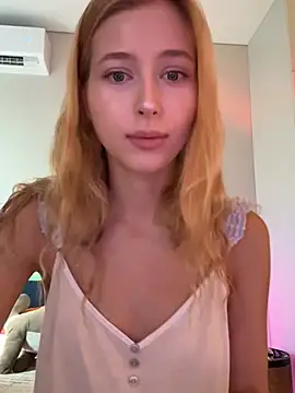 LunaRase online show from 08.05.26