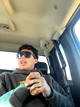 Snapshot of carlozxyz337 chatting on 12.05.24 carlozxyz337 online show from 12.05.24