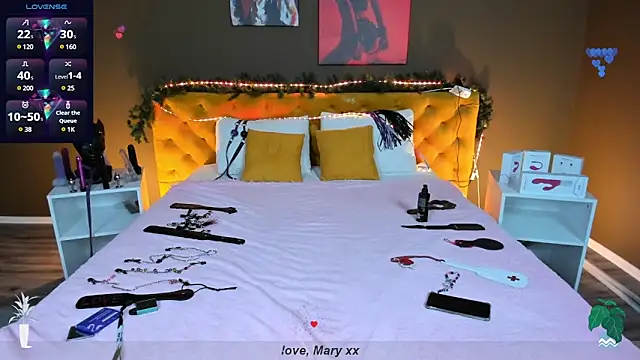 Mary Xextra online show from 01.14.25