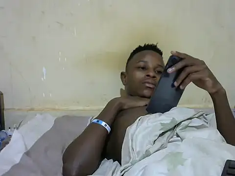 swthairydic online show from 10.28.25