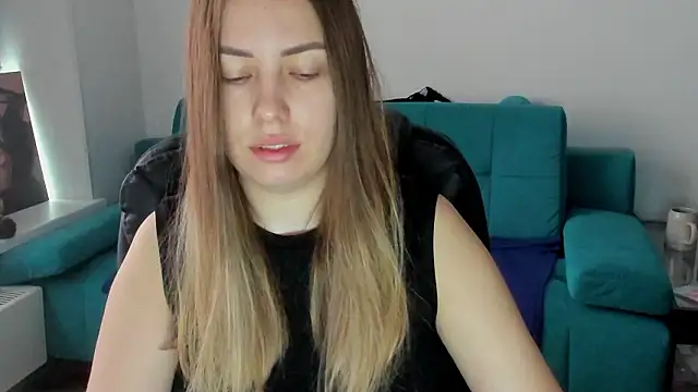 Snapshot of Mia_shy1 chatting on 02.27.26 Mia shy1 online show from 02.27.26