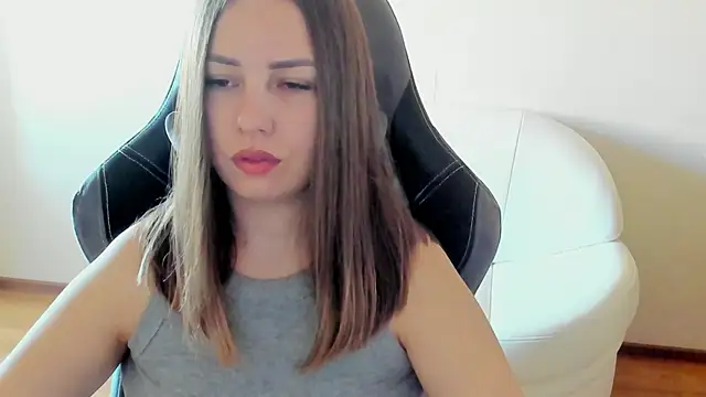 Snapshot of Mia_shy1 chatting on 05.18.26 Mia shy1 online show from 05.18.26