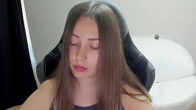 Snapshot of Mia_shy1 chatting on 06.20.26 Mia shy1 online show from 06.20.26
