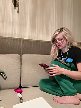 Snapshot of propertyofdaddy chatting on 03.17.25 propertyofdaddy online show from 03.17.25