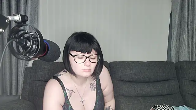 SquirtingIrishShannon online show from 01.20.25