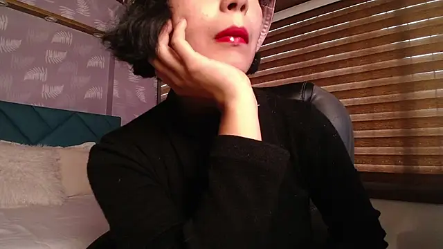 Moony 14 online show from 03.04.25