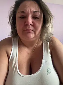 Snapshot of MikyVesela chatting on 11.01.25 MikyVesela online show from 11.01.25