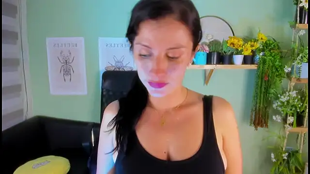 Aliiz 01 online show from 12.21.24