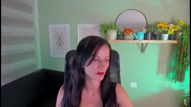 Aliiz 01 online show from 01.24.25