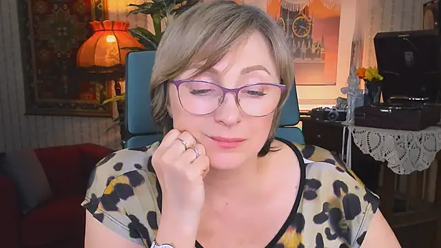 sugar vivien online show from 02.05.25