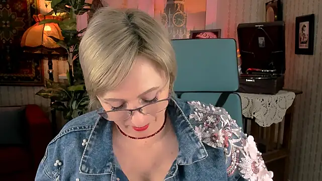 sugar vivien online show from 03.20.25