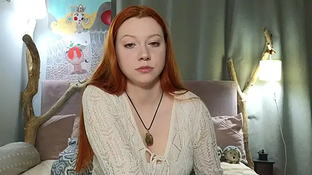 Snapshot of MileyMiller chatting on 04.28.26 MileyMiller online show from 04.28.26