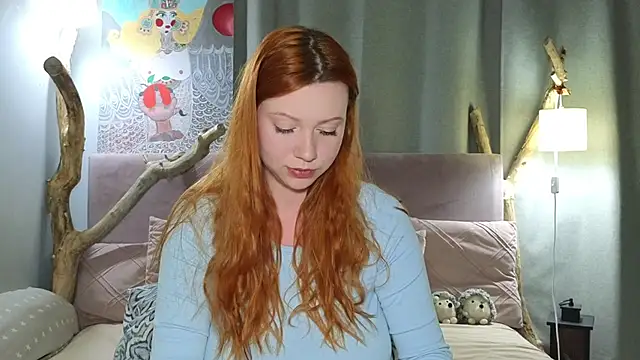 Snapshot of MileyMiller chatting on 05.20.26 MileyMiller online show from 05.20.26