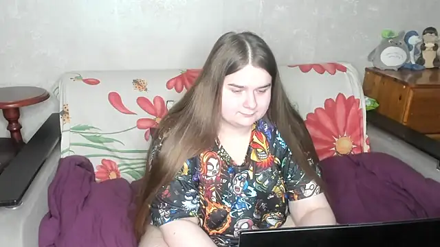 Snapshot of Aushpana chatting on 02.27.25 Aushpana online show from 02.27.25
