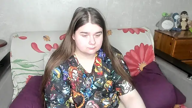 Snapshot of Aushpana chatting on 02.28.25 Aushpana online show from 02.28.25