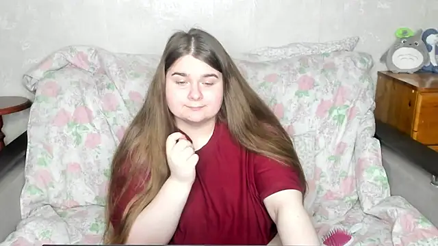 Snapshot of Aushpana chatting on 03.17.25 Aushpana online show from 03.17.25