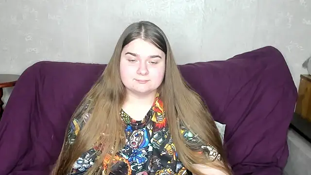 Snapshot of Aushpana chatting on 03.21.25 Aushpana online show from 03.21.25