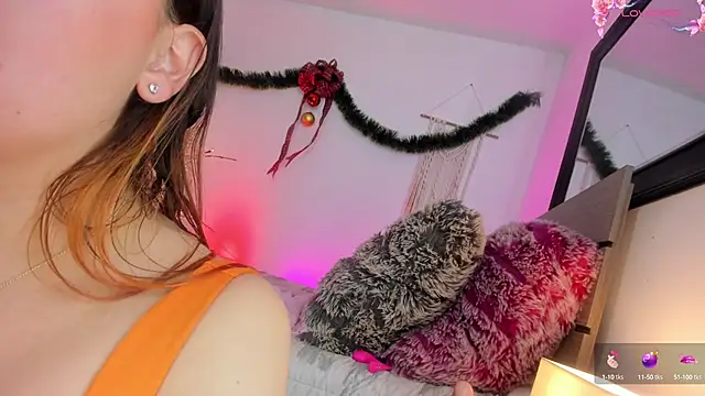 Eyleen 24 online show from 12.17.24