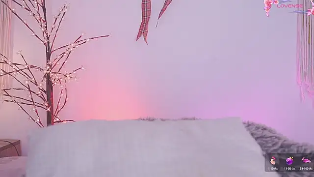 Eyleen 24 online show from 12.23.24