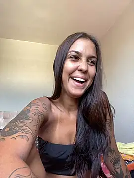 Snapshot of poliannaxx chatting on 02.19.25 poliannaxx online show from 02.19.25