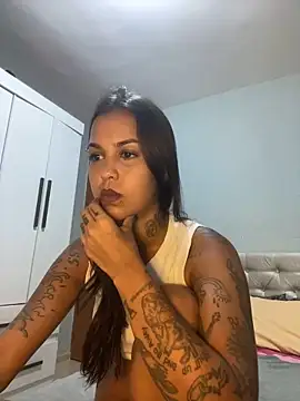 Snapshot of poliannaxx chatting on 02.22.25 poliannaxx online show from 02.22.25