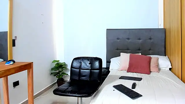 sexy blackman3606 online show from 12.15.25