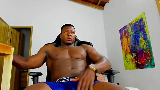 Snapshot of sexy_blackman3606 chatting on 04.28.26 sexy blackman3606 online show from 04.28.26