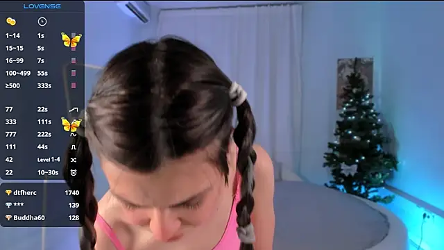 Snapshot of Lil_Amelie chatting on 12.14.24 Lil Amelie online show from 12.14.24
