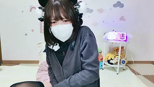  Iroha 99 online show from 04.19.26