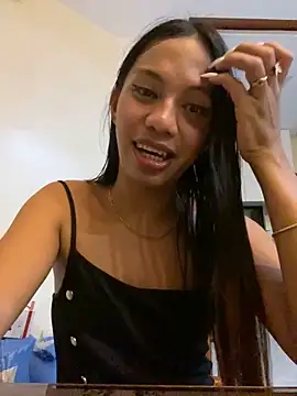 whiteladyboy online show from 10.18.25