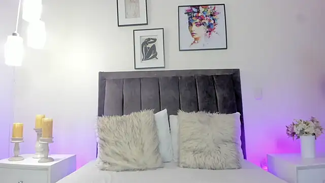 helen mooree online show from 04.15.26