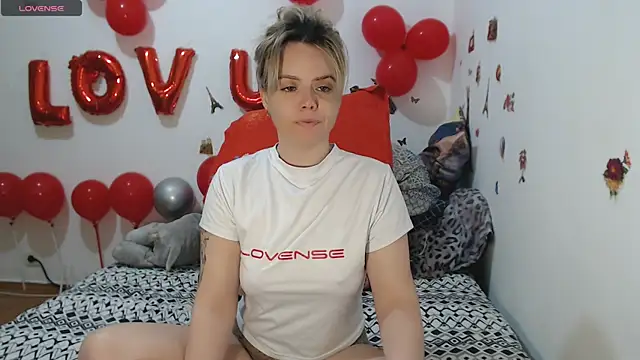 hotmilf4uxxx online show from 03.14.26