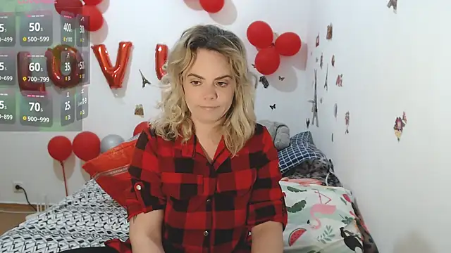 hotmilf4uxxx online show from 05.19.26